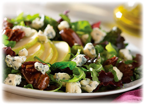 Crumbly Gorgonzola, Pear and Pecan Salad