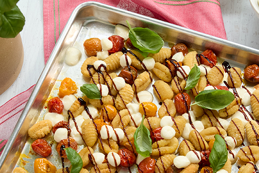 Fresh Mozzarella Sheet Pan Gnocchi Bake